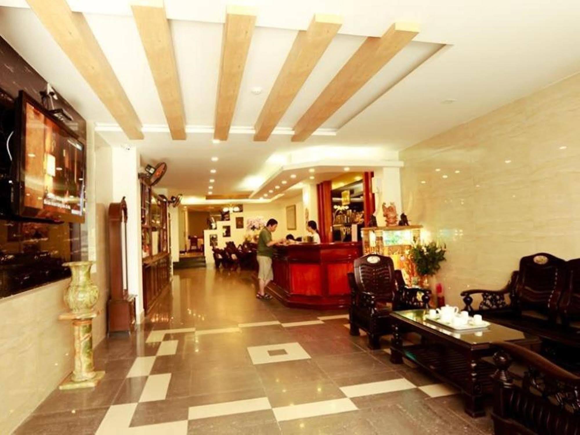 Xuan Hung Hotel Đà Nẵng Exterior foto